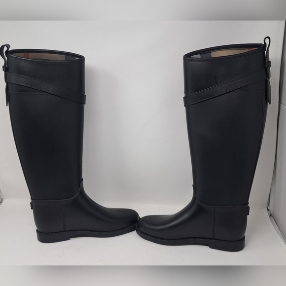 Burberry Women's Rain Boots Knee High Equestrian Black Belt Italy 36 EU 6 US - Picture 3 of 13